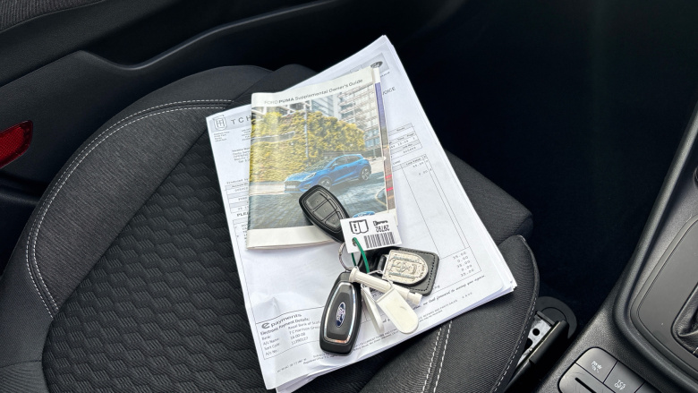 Ford Puma 1.0 EcoBoost Hybrid mHEV Titanium 5dr DCT Petrol Hatchback